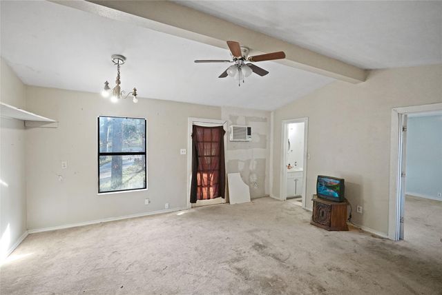 11020 Quinlan North Lake Drive, Conroe, TX 77303