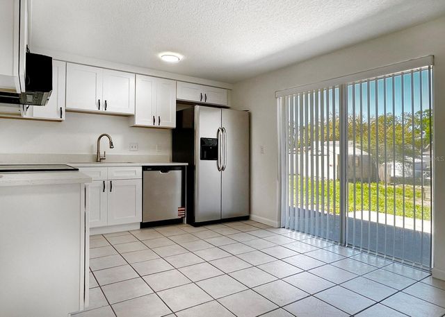 2307 MERRILY CIRCLE N, Seffner, FL 33584