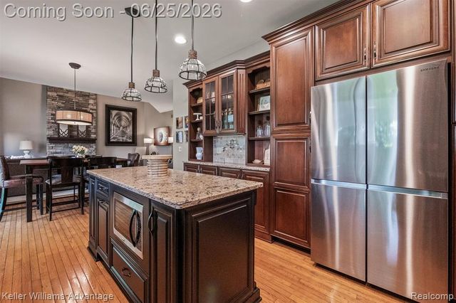 1270 Buckboard Circle, South Lyon, MI 48178