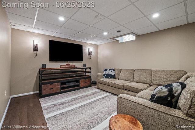 1270 Buckboard Circle, South Lyon, MI 48178