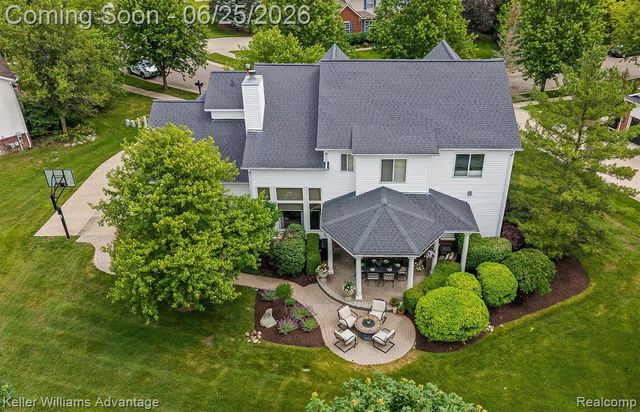 1270 Buckboard Circle, South Lyon, MI 48178