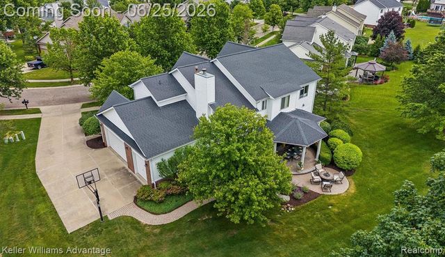 1270 Buckboard Circle, South Lyon, MI 48178