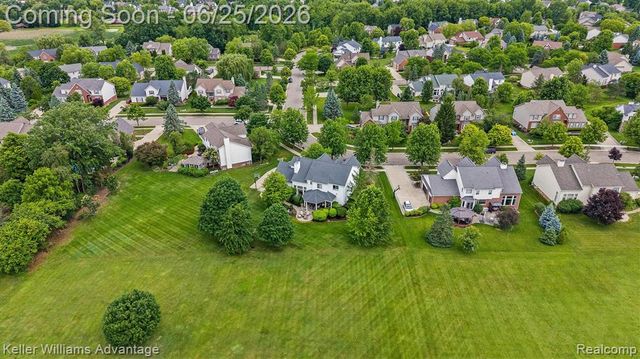 1270 Buckboard Circle, South Lyon, MI 48178