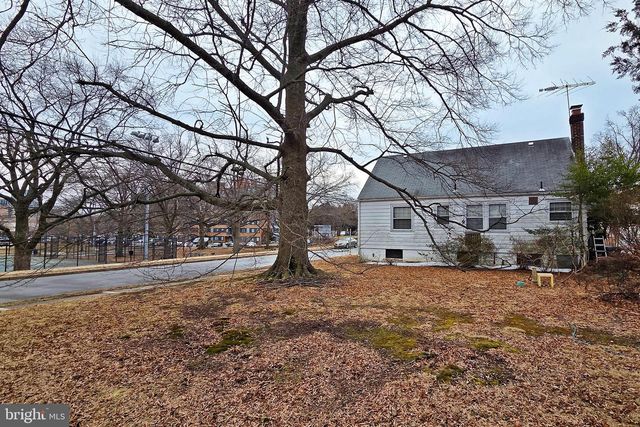 901 17TH ST S, Arlington, VA 22202