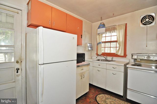 901 17TH ST S, Arlington, VA 22202