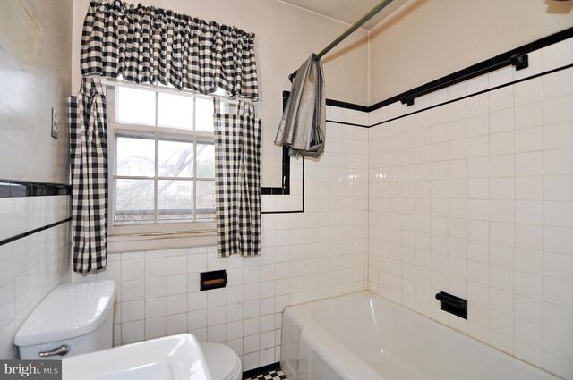 901 17TH ST S, Arlington, VA 22202