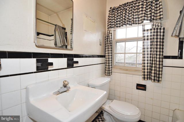 901 17TH ST S, Arlington, VA 22202