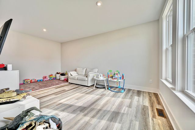 745 Bluestem Ridge Drive, Alexandria, KY 41001