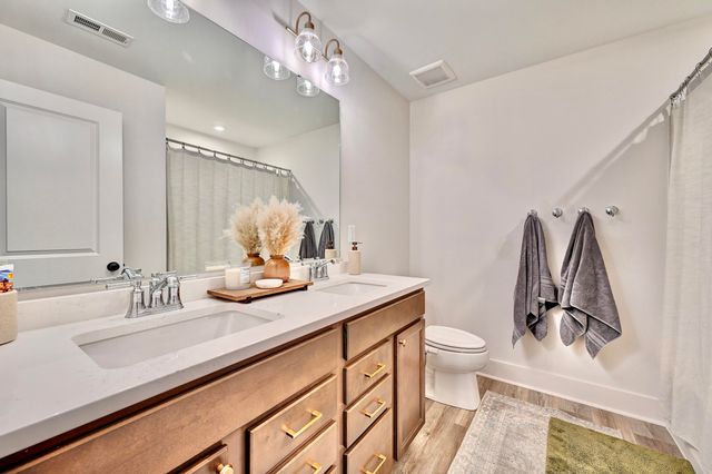 745 Bluestem Ridge Drive, Alexandria, KY 41001