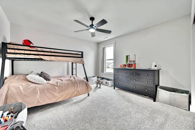 745 Bluestem Ridge Drive, Alexandria, KY 41001