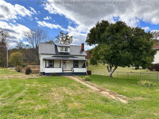 3738 Redmond Ridge Road, Gallipolis Ferry, WV 25515