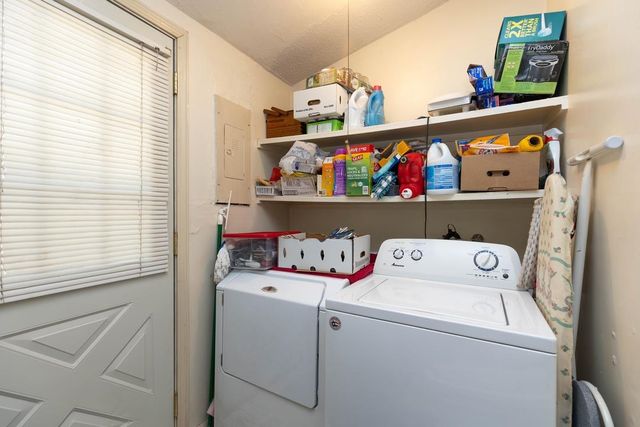 156 Florida, Salina, KS 67401