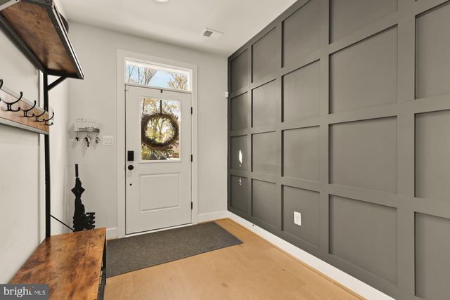 5111 MACON RD, Rockville, MD 20852