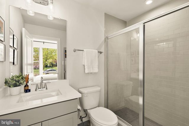 5111 MACON RD, Rockville, MD 20852