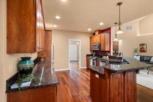 2161 Duncan Drive, Medford, OR 97504