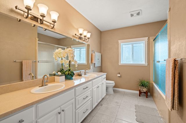 2161 Duncan Drive, Medford, OR 97504