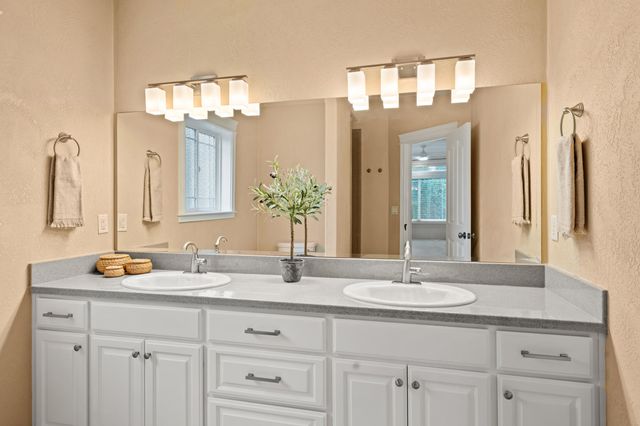 2161 Duncan Drive, Medford, OR 97504