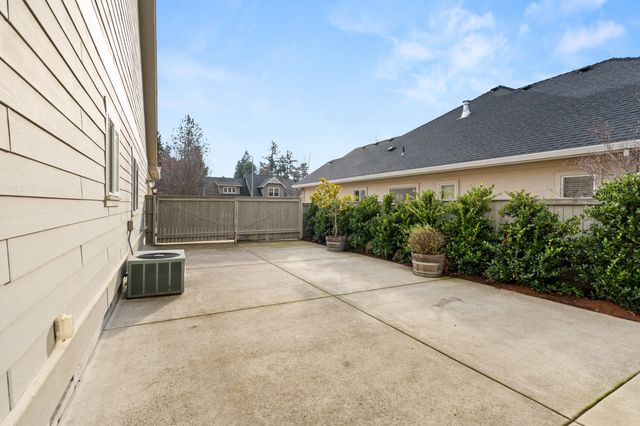 2161 Duncan Drive, Medford, OR 97504