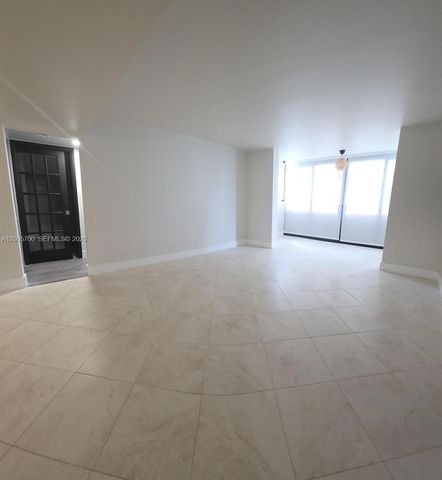 250 Galen Dr 32, Key Biscayne, FL 33149