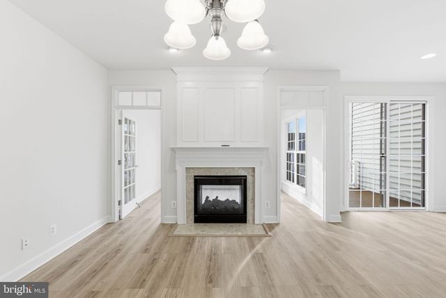 42904 BITTNER SQ, Ashburn, VA 20148