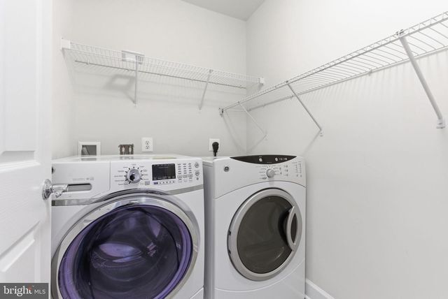 42904 BITTNER SQ, Ashburn, VA 20148