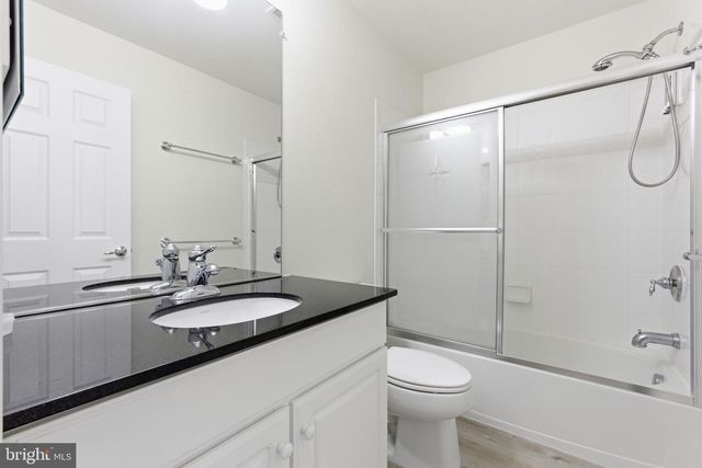 42904 BITTNER SQ, Ashburn, VA 20148