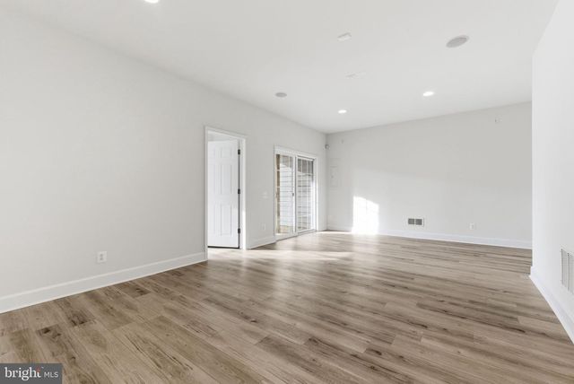 42904 BITTNER SQ, Ashburn, VA 20148