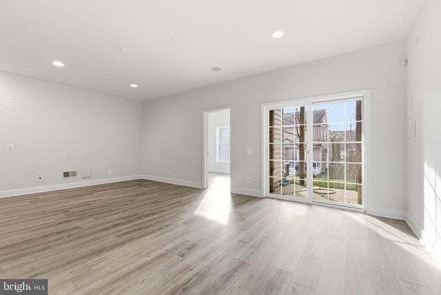 42904 BITTNER SQ, Ashburn, VA 20148