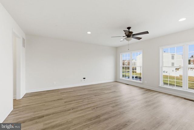 42904 BITTNER SQ, Ashburn, VA 20148