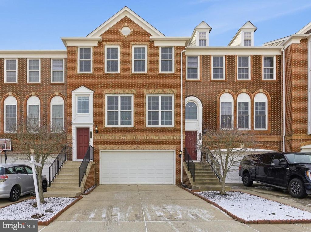 42904 BITTNER SQ, Ashburn, VA 20148