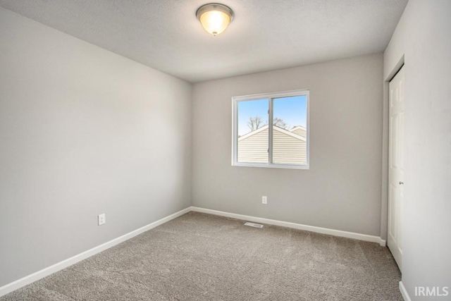 51583 Prescott Avenue, South Bend, IN 46637