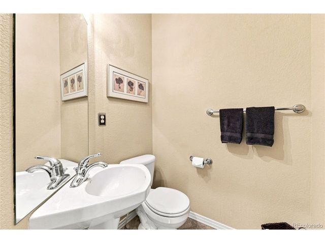 4123 Da Vinci Dr, Longmont, CO 80503