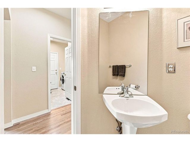 4123 Da Vinci Dr, Longmont, CO 80503