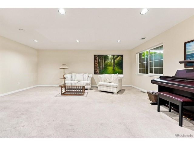 4123 Da Vinci Dr, Longmont, CO 80503