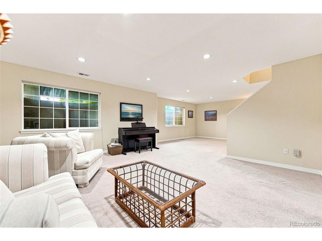 4123 Da Vinci Dr, Longmont, CO 80503