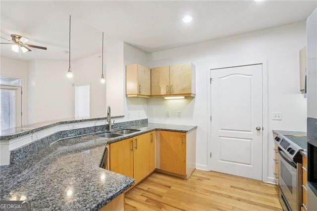 390 17th Street NW 6009, Atlanta, GA 30363