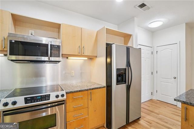 390 17th Street NW 6009, Atlanta, GA 30363