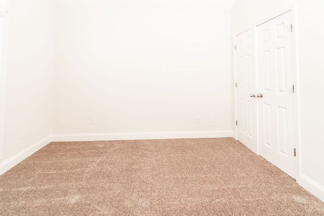 144 Lee Road 2083, Phenix City, AL 36870