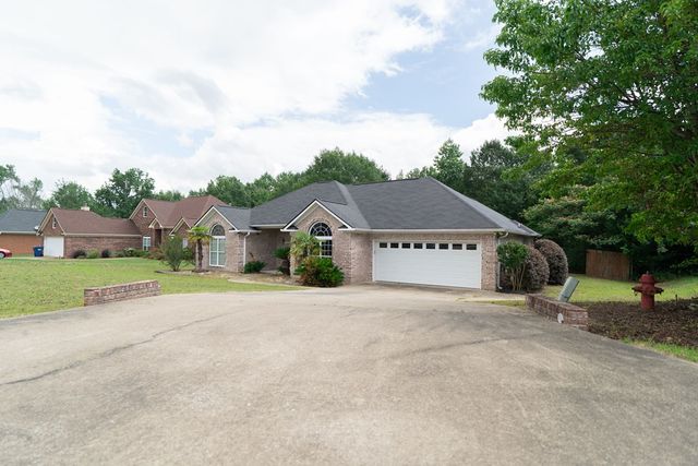 144 Lee Road 2083, Phenix City, AL 36870