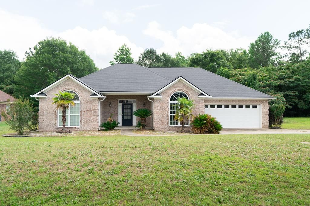 144 Lee Road 2083, Phenix City, AL 36870