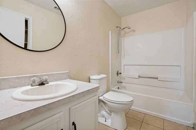 628 King Street, Cedar Hill, TX 75104