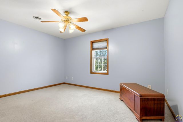 1526 SE 85th St, Wakarusa, KS 66546