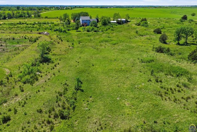 1526 SE 85th St, Wakarusa, KS 66546