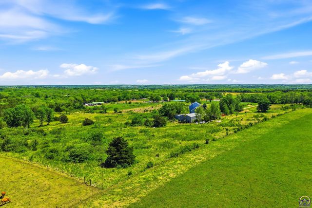 1526 SE 85th St, Wakarusa, KS 66546