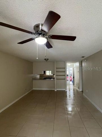 202 COUNTRY LANE NE 202, Winter Haven, FL 33881