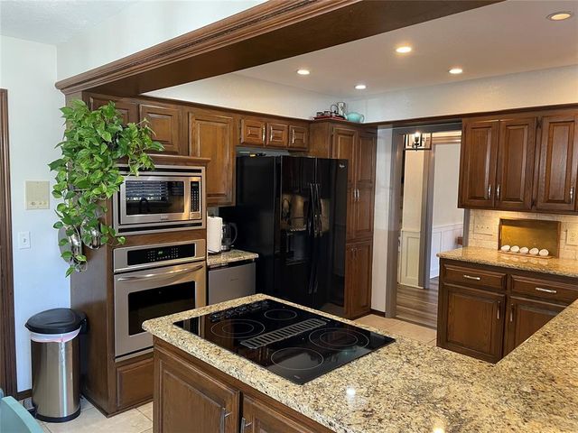 3712 Windover Drive, Edmond, OK 73013