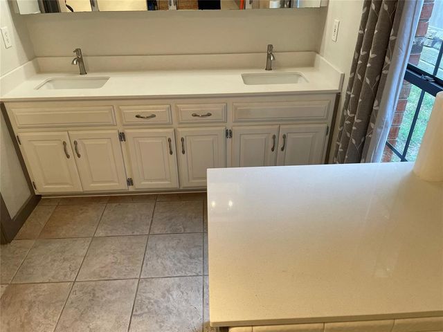 3712 Windover Drive, Edmond, OK 73013