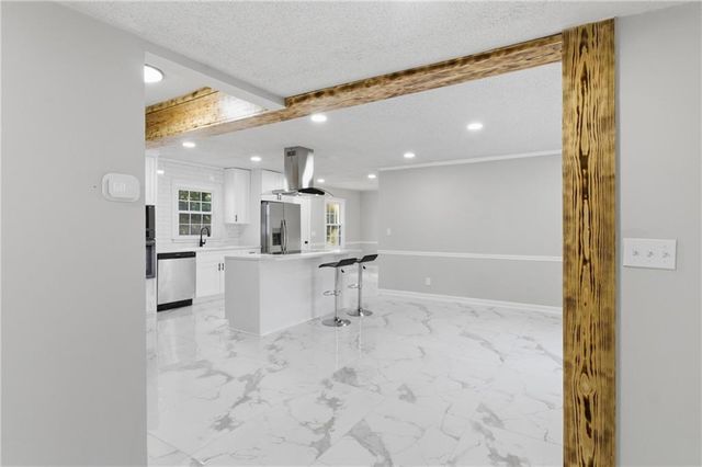 492 S Susan Creek Drive, Stone Mountain, GA 30083