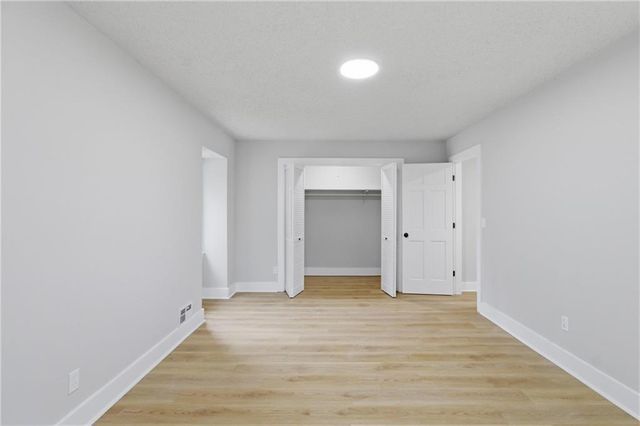 492 S Susan Creek Drive, Stone Mountain, GA 30083