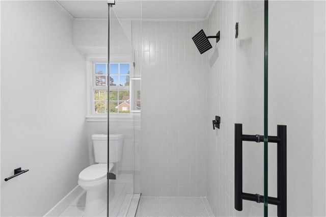 492 S Susan Creek Drive, Stone Mountain, GA 30083